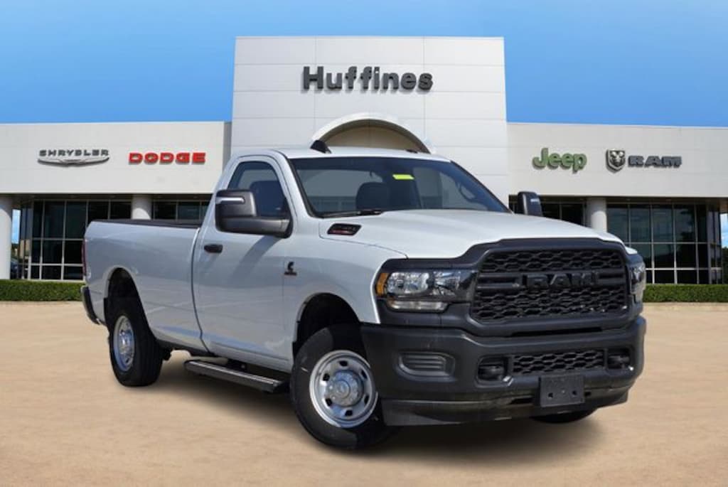 New 2024 Ram 2500 TRADESMAN REGULAR CAB 4X2 8' BOX Pickup