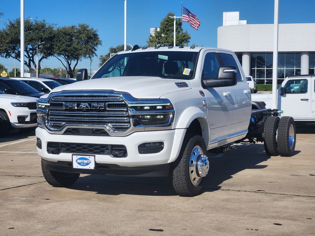 2026 Ram 5500 photo 2