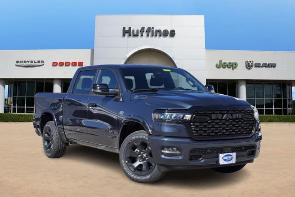New 2026 Ram 1500 LONE STAR CREW CAB 4X4 5'7 BOX Pickup