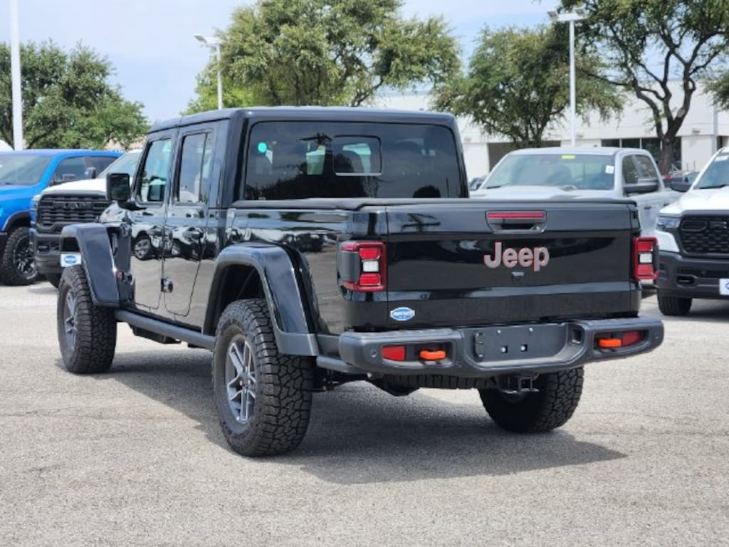 New 2026 Jeep Gladiator MOJAVE 4X4 Pickup