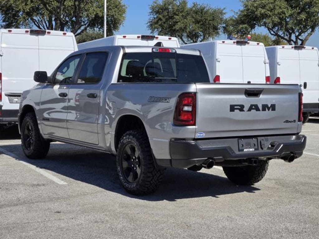 New 2026 Ram 1500 WARLOCK CREW CAB 4X4 5'7 BOX Pickup