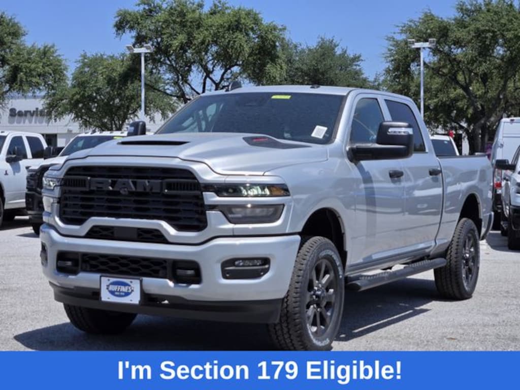 New 2026 Ram 2500 BLACK EXPRESS CREW CAB 4X4 6'4 BOX Pickup
