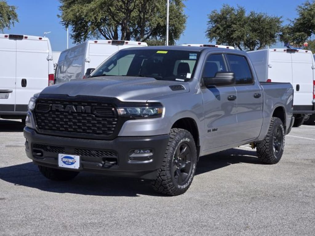 New 2026 Ram 1500 WARLOCK CREW CAB 4X4 5'7 BOX Pickup
