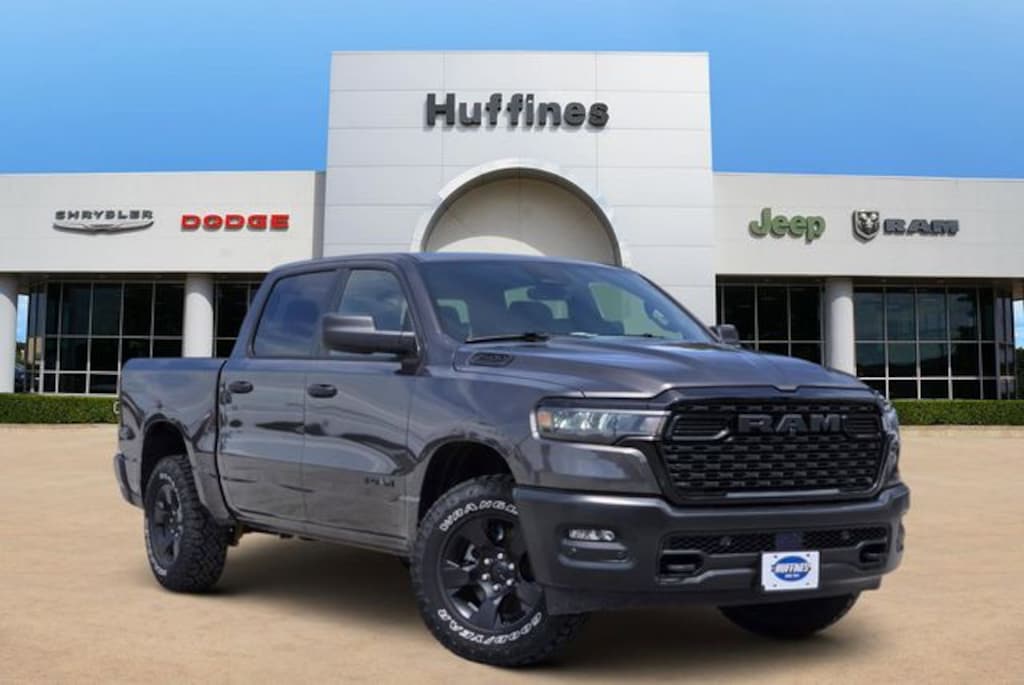 New 2026 Ram 1500 WARLOCK CREW CAB 4X4 5'7 BOX Pickup