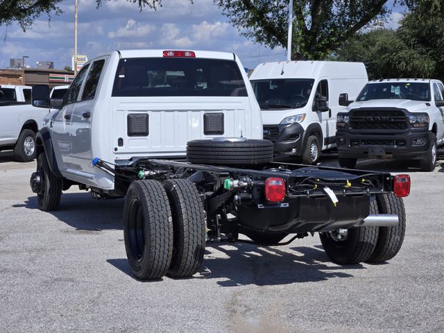 2026 Ram 5500 Tradesman photo 3