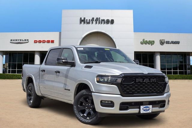 New 2026 Ram 1500 LONE STAR CREW CAB 4X2 5'7 BOX