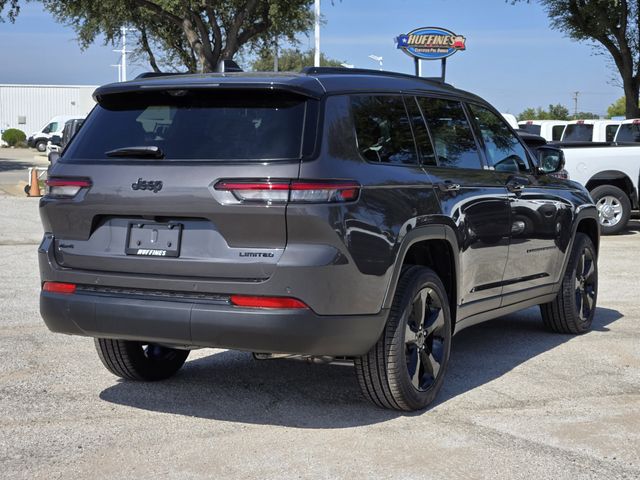 2025 Jeep Grand Cherokee Limited photo 4