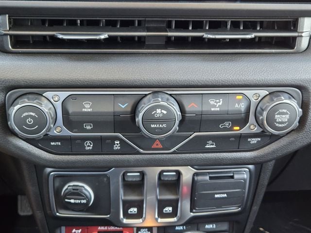 2026 Jeep Wrangler 2-Door Willys - Photo 15