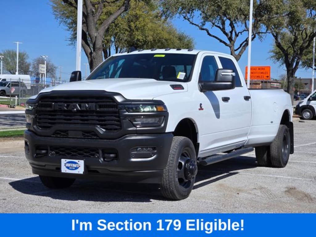 New 2026 Ram 3500 TRADESMAN CREW CAB 4X4 8' BOX Pickup