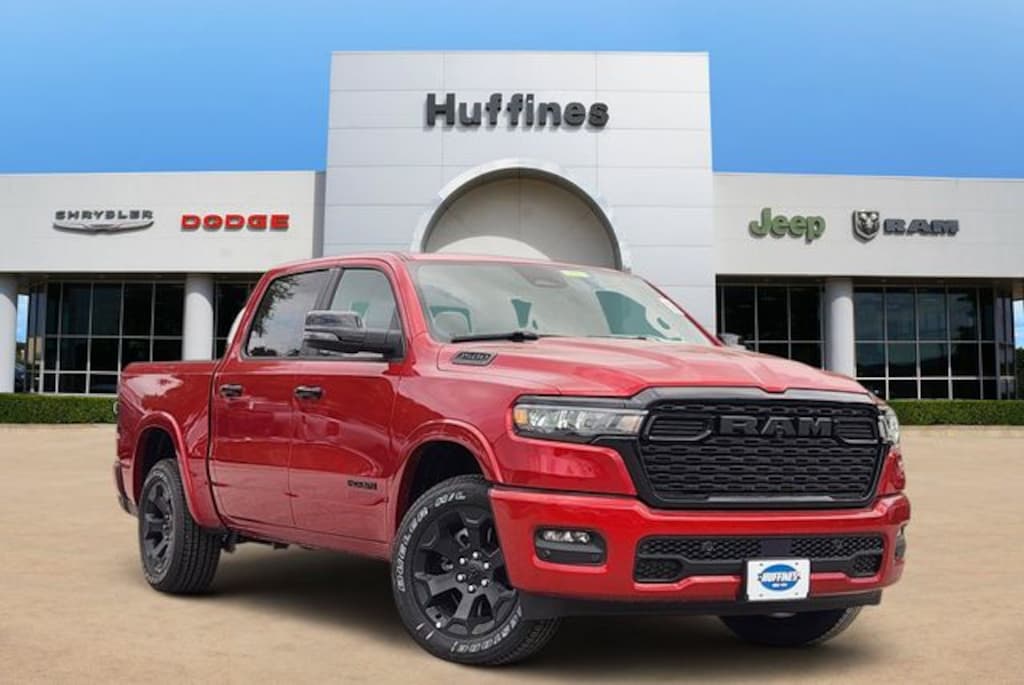 New 2026 Ram 1500 LONE STAR CREW CAB 4X4 5'7 BOX Pickup