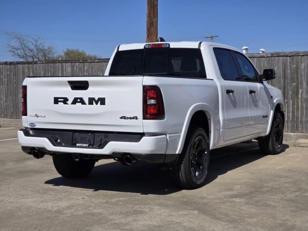 New 2026 Ram 1500 LONE STAR CREW CAB 4X4 5'7 BOX Pickup