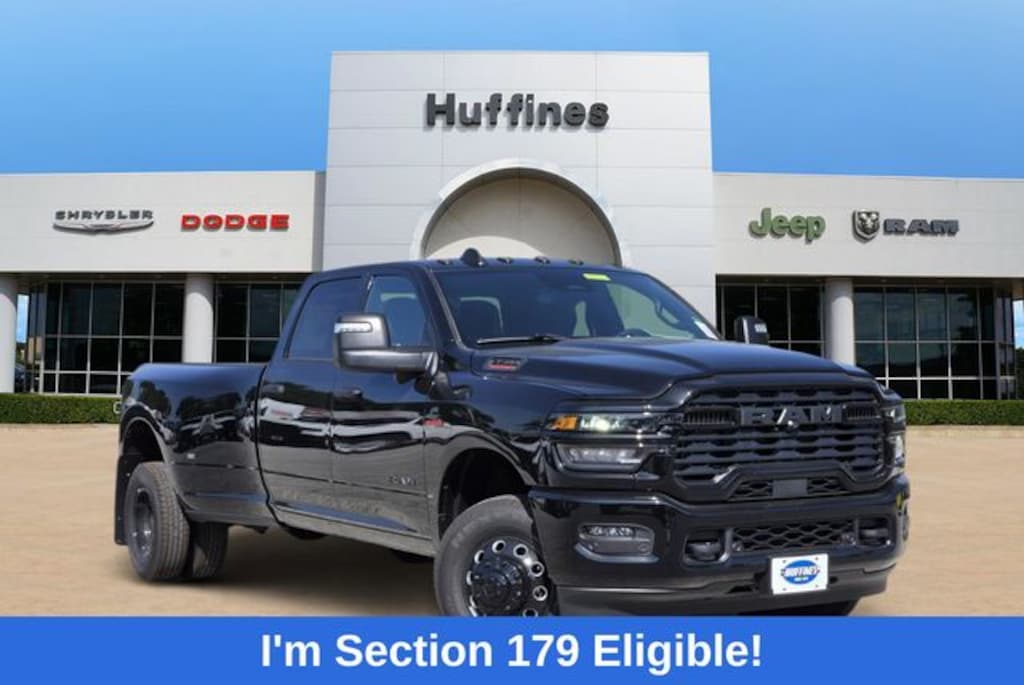 New 2026 Ram 3500 LONE STAR CREW CAB 4X4 8' BOX Pickup