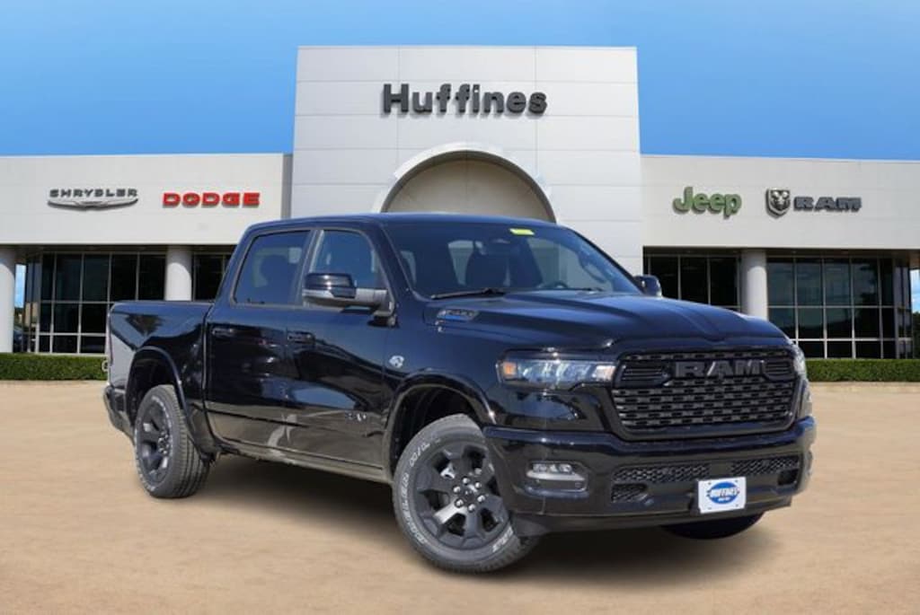 New 2026 Ram 1500 LONE STAR CREW CAB 4X4 5'7 BOX Pickup