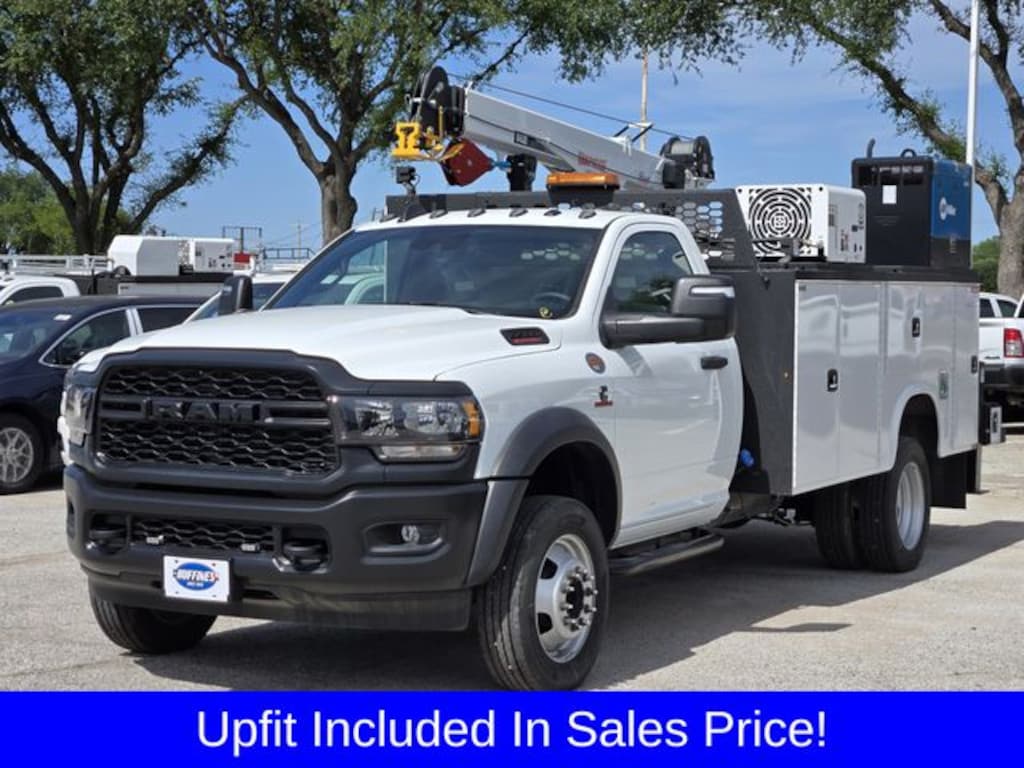 New 2024 Ram 5500 Chassis Cab TRADESMAN REGULAR 4X2 84' CA Pickup