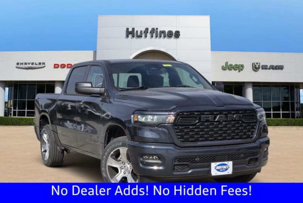 New 2026 Ram 1500 EXPRESS CREW CAB 4X2 5'7 BOX Pickup