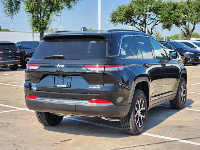 2025 Jeep Grand Cherokee Limited photo 3