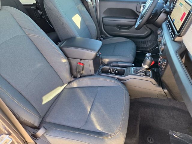 2026 Jeep Wrangler 4-Door Willys - Photo 12