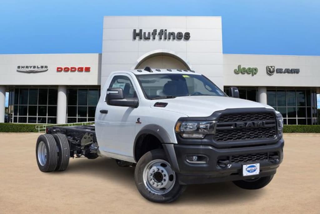 New 2024 Ram 5500 Chassis Cab 5500 TRADESMAN CHASSIS REGULAR CAB 4X2 84' CA Pickup