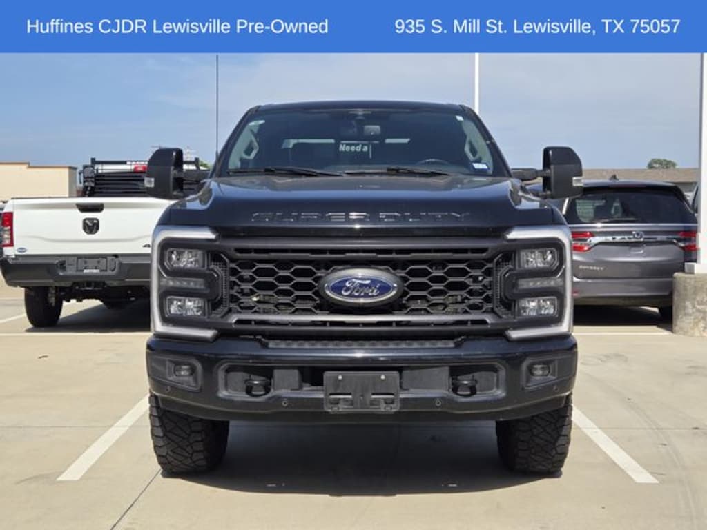 Used 2023 Ford F-250SD Lariat Truck