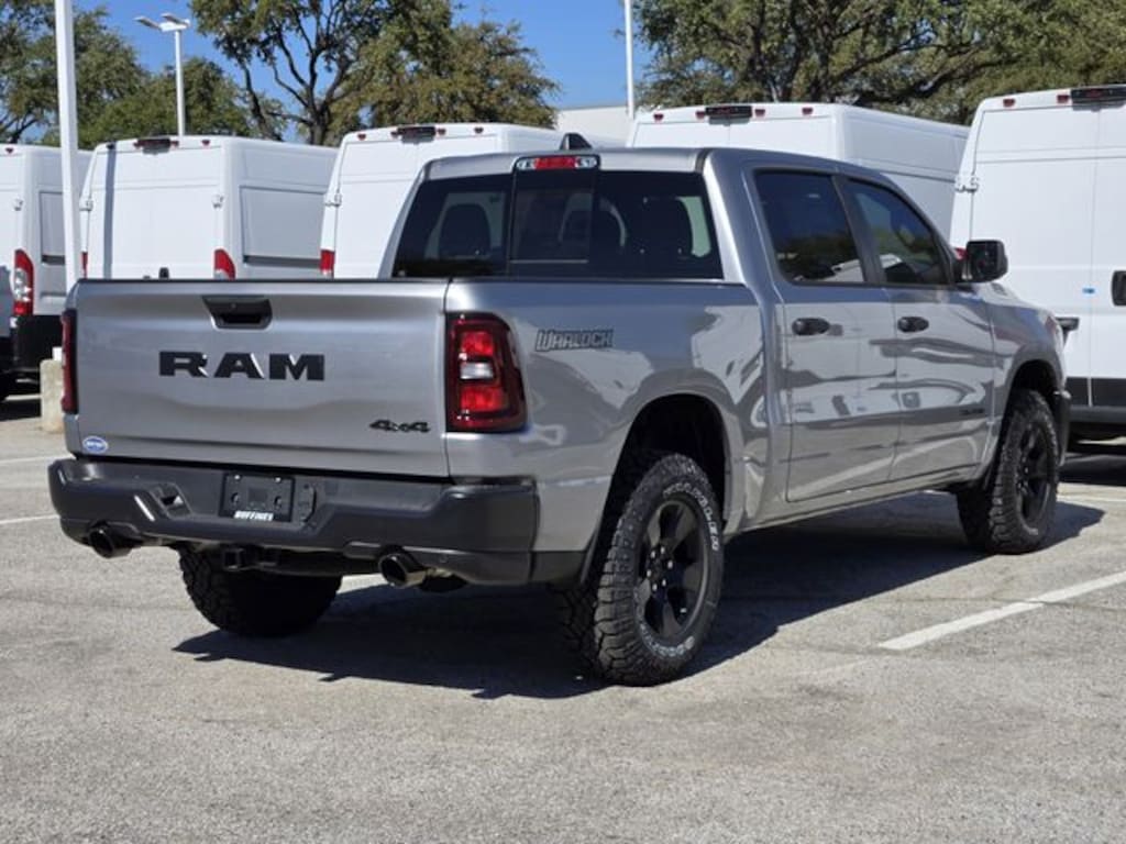 New 2026 Ram 1500 WARLOCK CREW CAB 4X4 5'7 BOX Pickup