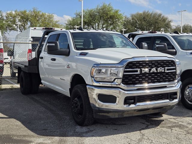 2024 RAM Ram 3500 Chassis Cab SLT