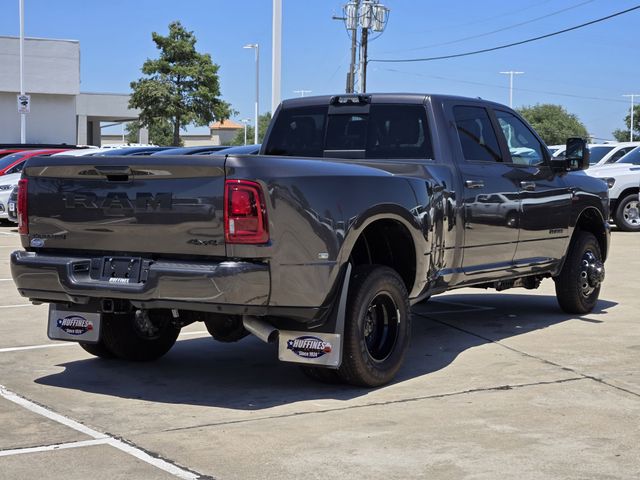 2025 Ram 3500 Laramie photo 4