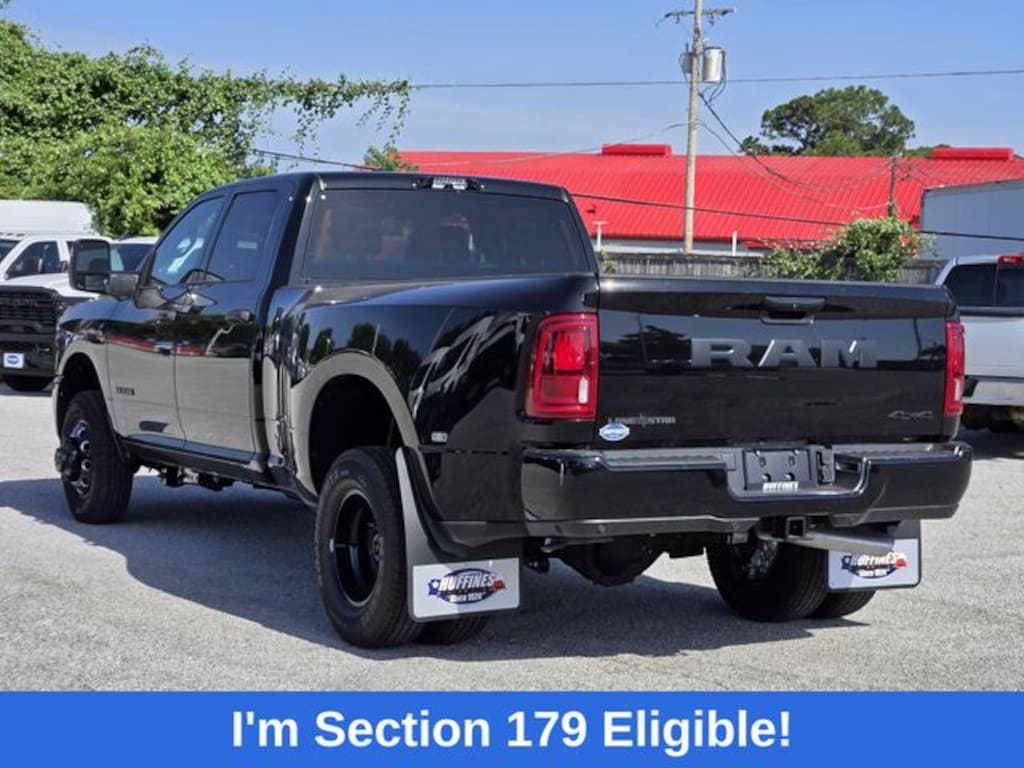 New 2026 Ram 3500 LONE STAR CREW CAB 4X4 8' BOX Pickup
