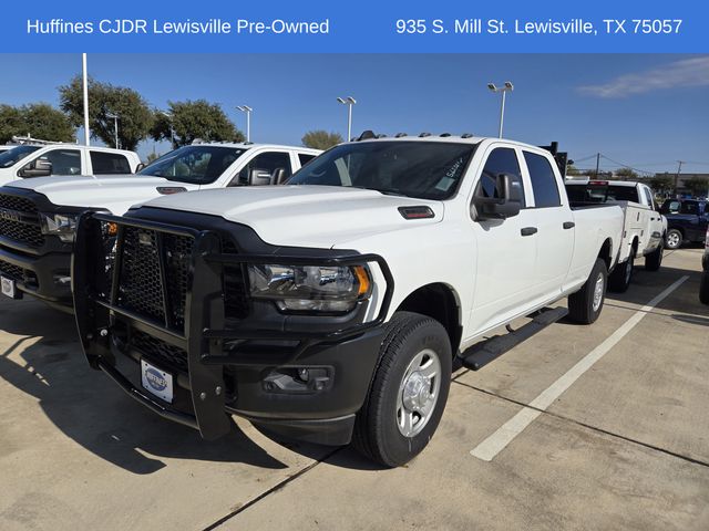 2023 Ram 3500 Tradesman photo 3