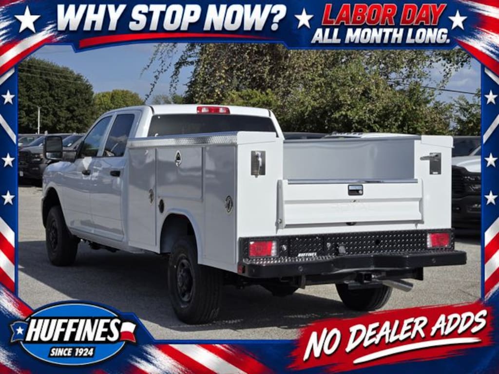 New 2026 Ram 2500 TRADESMAN CREW CAB 4X4 8' BOX Pickup