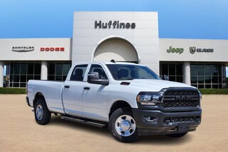 2024 Ram 3500 TRADESMAN CREW CAB 4X2 8' BOX Pickup