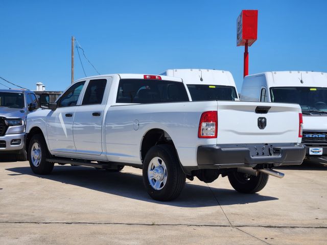 2024 Ram 3500 Tradesman photo 3