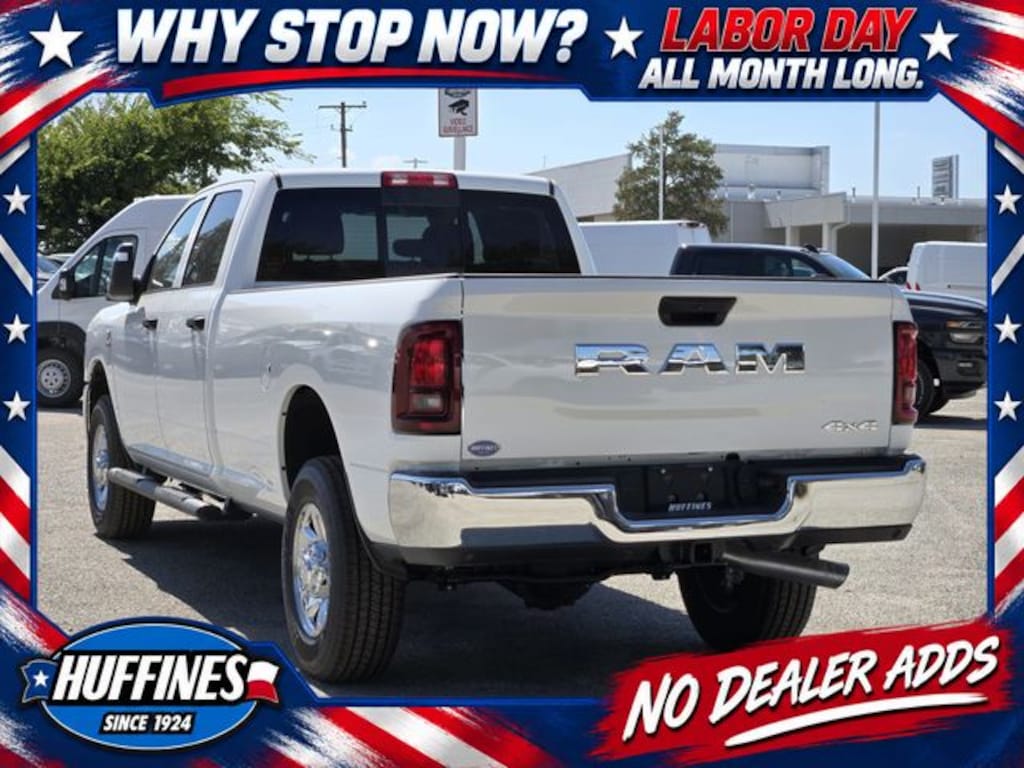 New 2026 Ram 2500 TRADESMAN CREW CAB 4X4 8' BOX Pickup