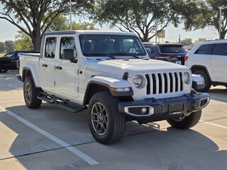 2023 Jeep Gladiator Overland Truck