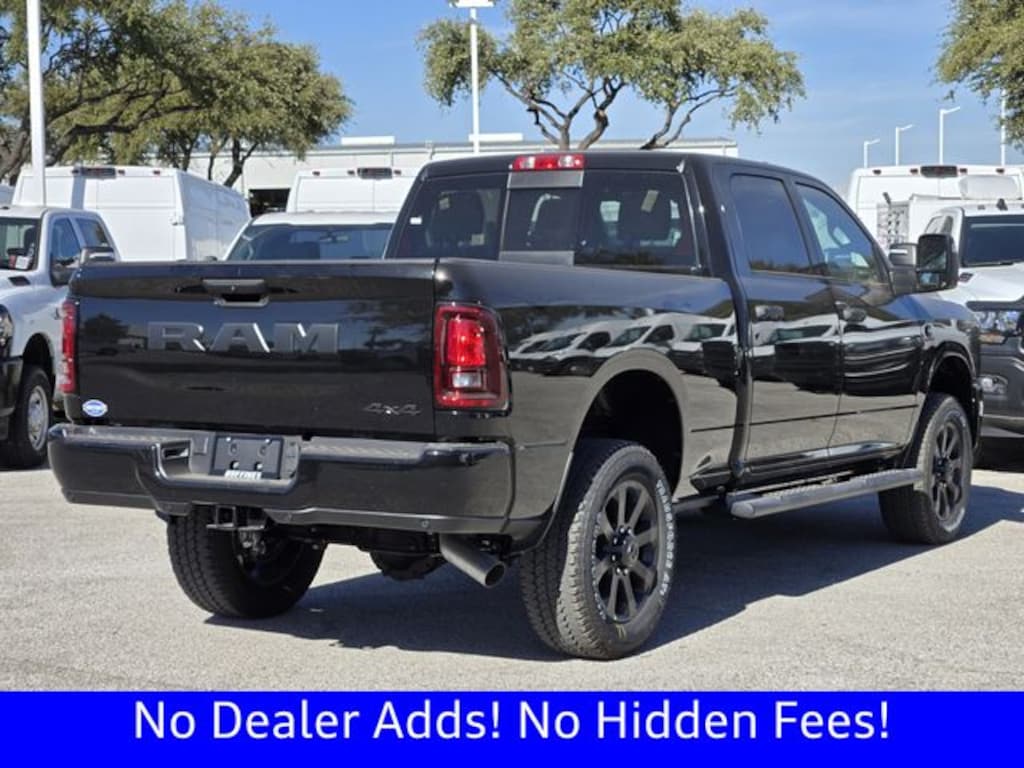 New 2026 Ram 2500 BLACK EXPRESS CREW CAB 4X4 6'4 BOX Pickup