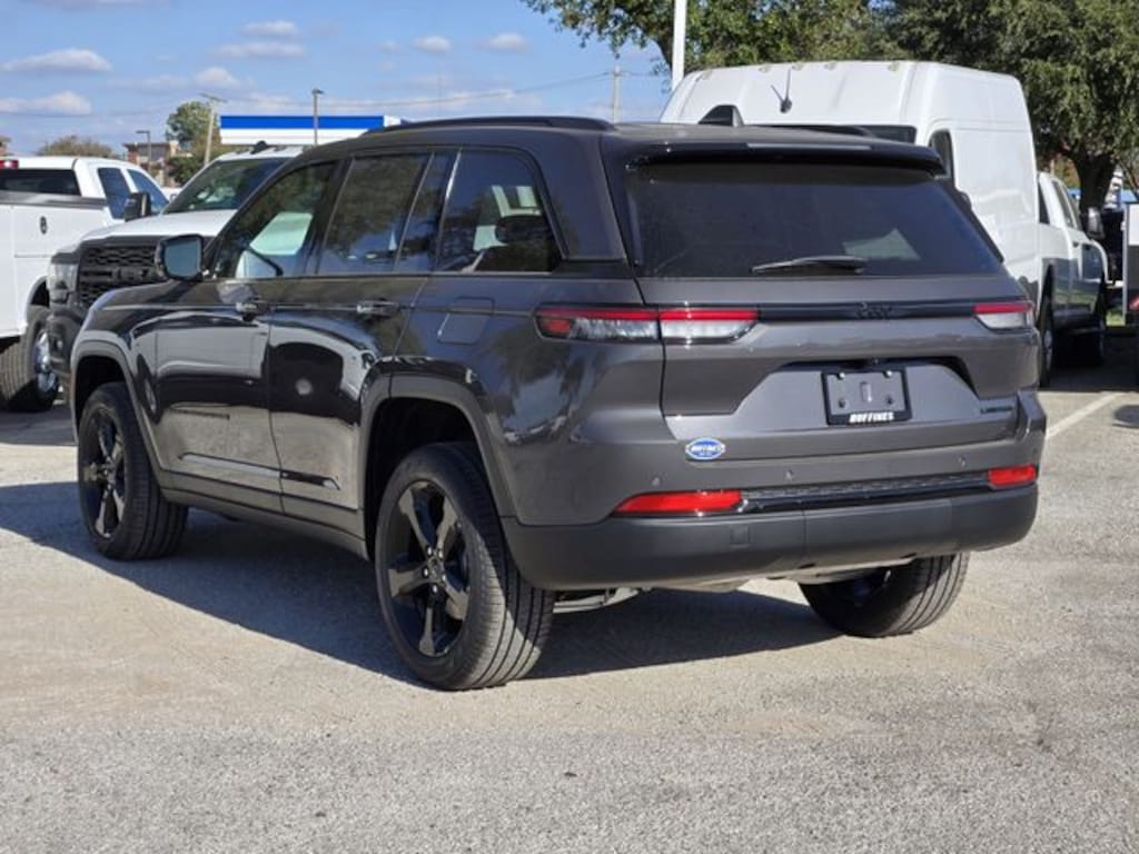 New 2025 Jeep Grand Cherokee LIMITED 4X2 Sport Utility