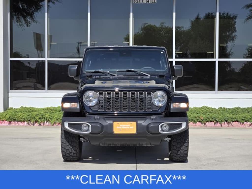 Certified 2025 Jeep Gladiator Texas Trail Truck