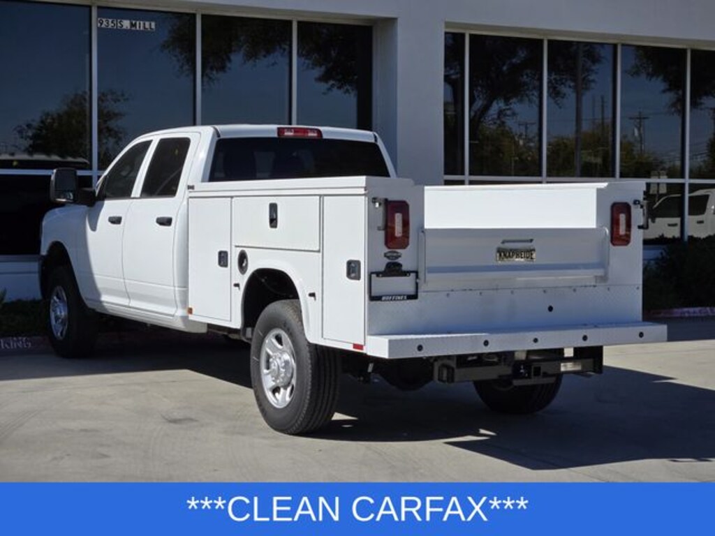 New 2023 Ram 3500 TRADESMAN CREW CAB 4X4 8' BOX Pickup