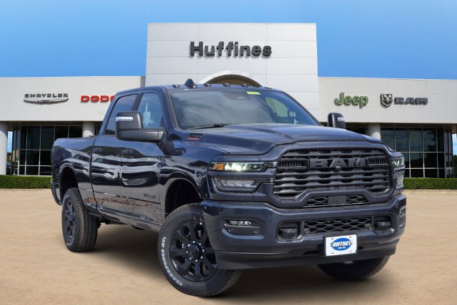 2027 Ram 2500 BIG HORN CREW CAB 4X4 Pickup