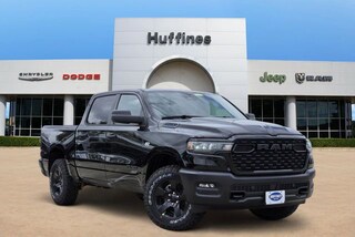 2026 Ram 1500 WARLOCK CREW CAB 4X4 5'7 BOX Pickup