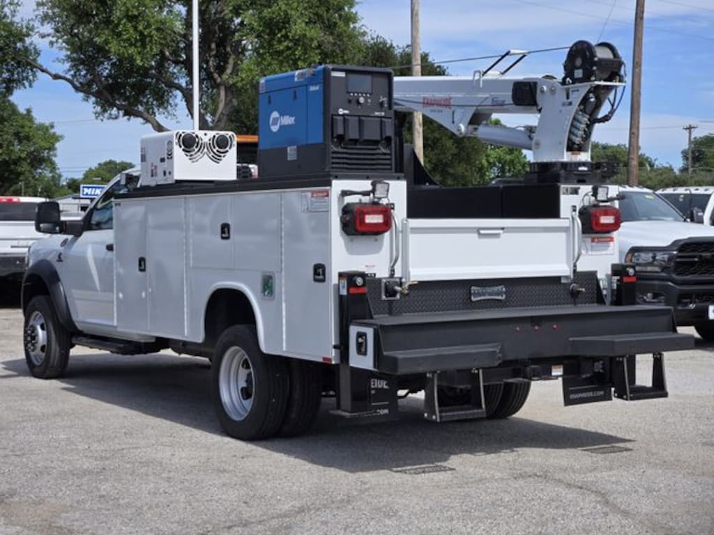 New 2024 Ram 5500 Chassis Cab 5500 TRADESMAN CHASSIS REGULAR CAB 4X2 84' CA Pickup