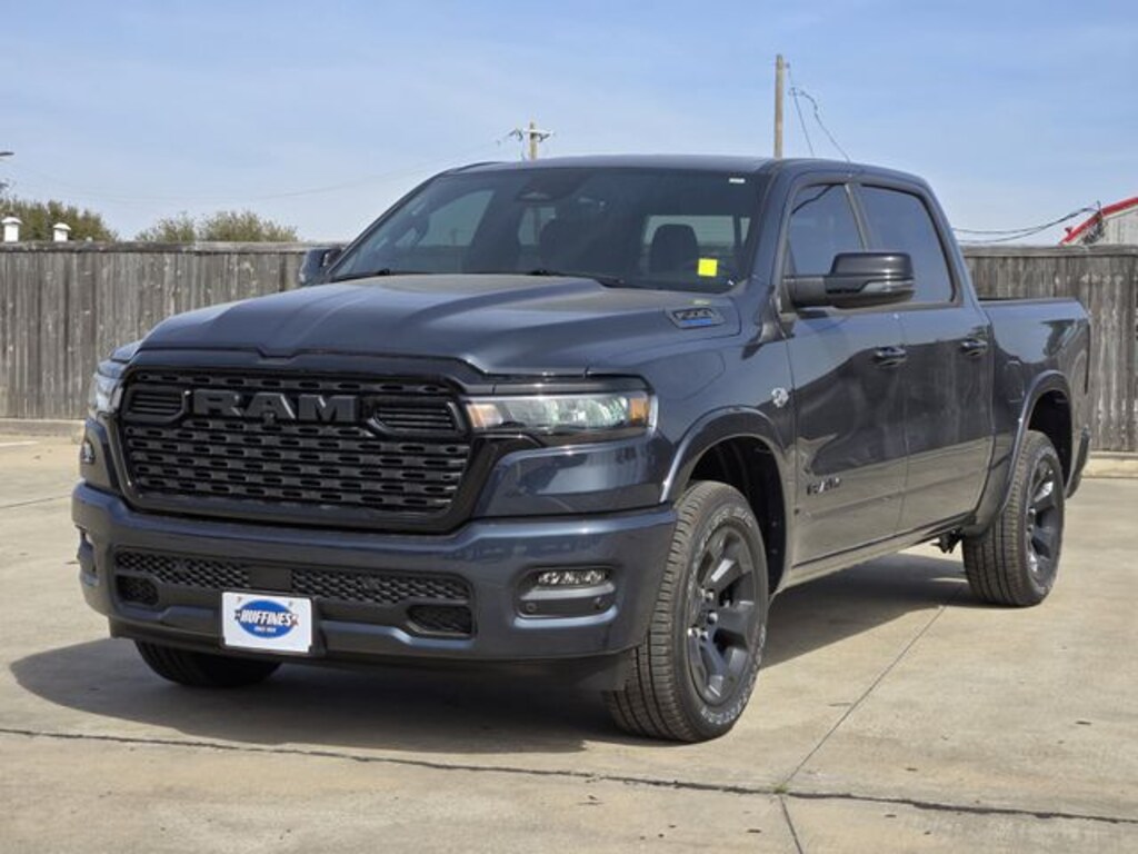 New 2026 Ram 1500 LONE STAR CREW CAB 4X4 5'7 BOX Pickup