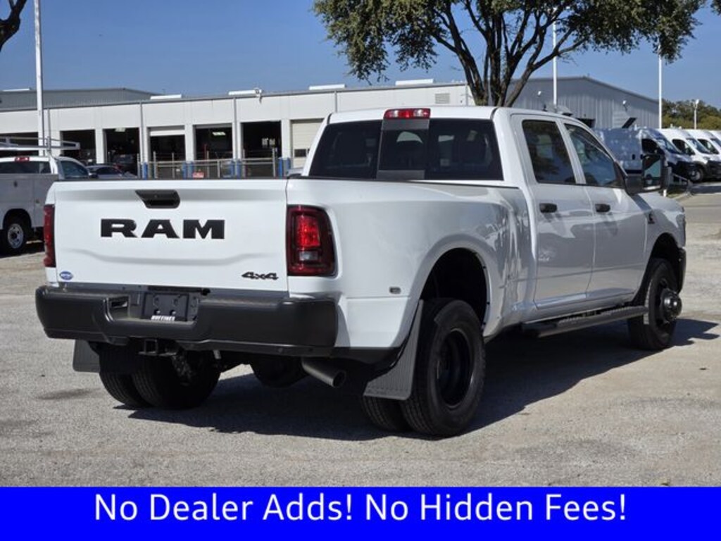 New 2026 Ram 3500 TRADESMAN CREW CAB 4X4 8' BOX Pickup