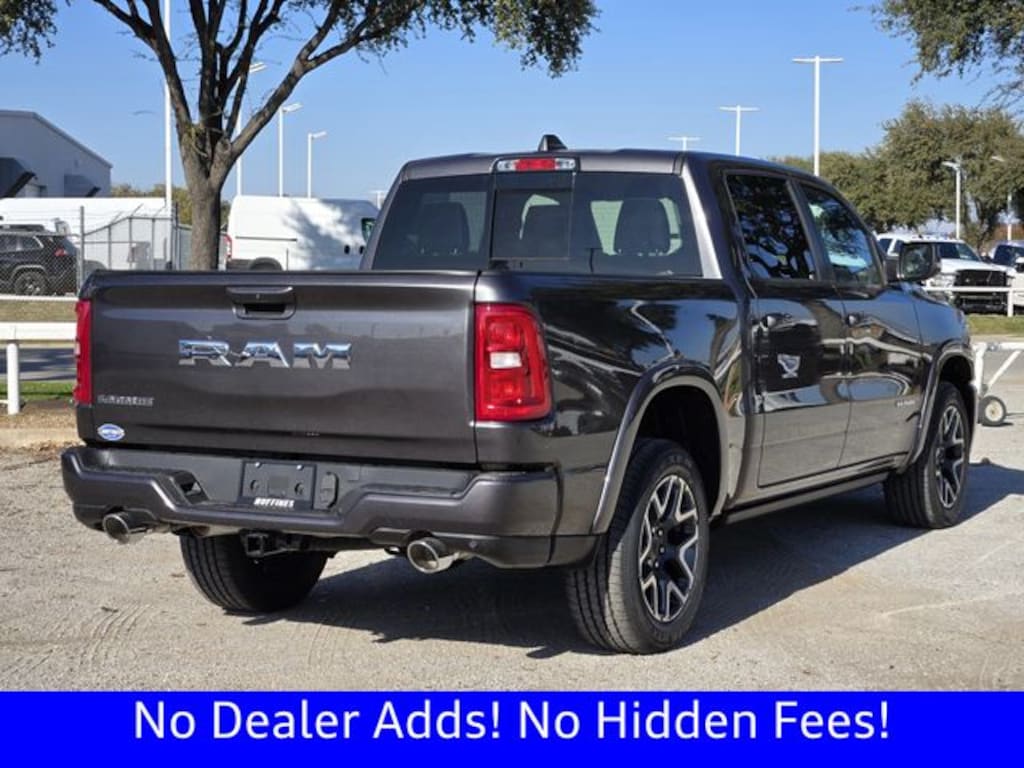 New 2026 Ram 1500 LARAMIE CREW CAB 4X2 5'7 BOX Pickup