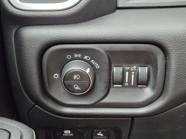2026 RAM 1500 Laramie - Photo 17