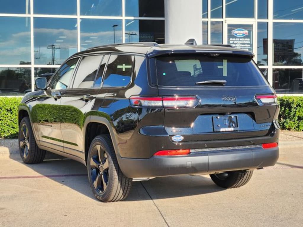 New 2025 Jeep Grand Cherokee L LIMITED 4X4 Sport Utility
