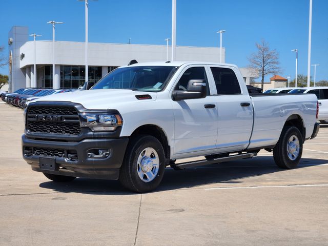 2024 Ram 3500 Tradesman photo 2