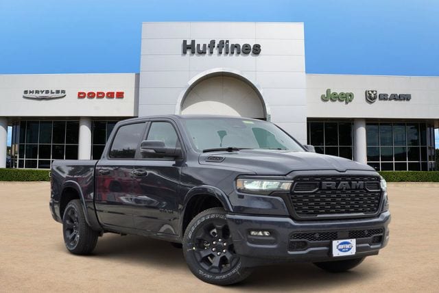 New 2026 Ram 1500 LONE STAR CREW CAB 4X4 5'7 BOX