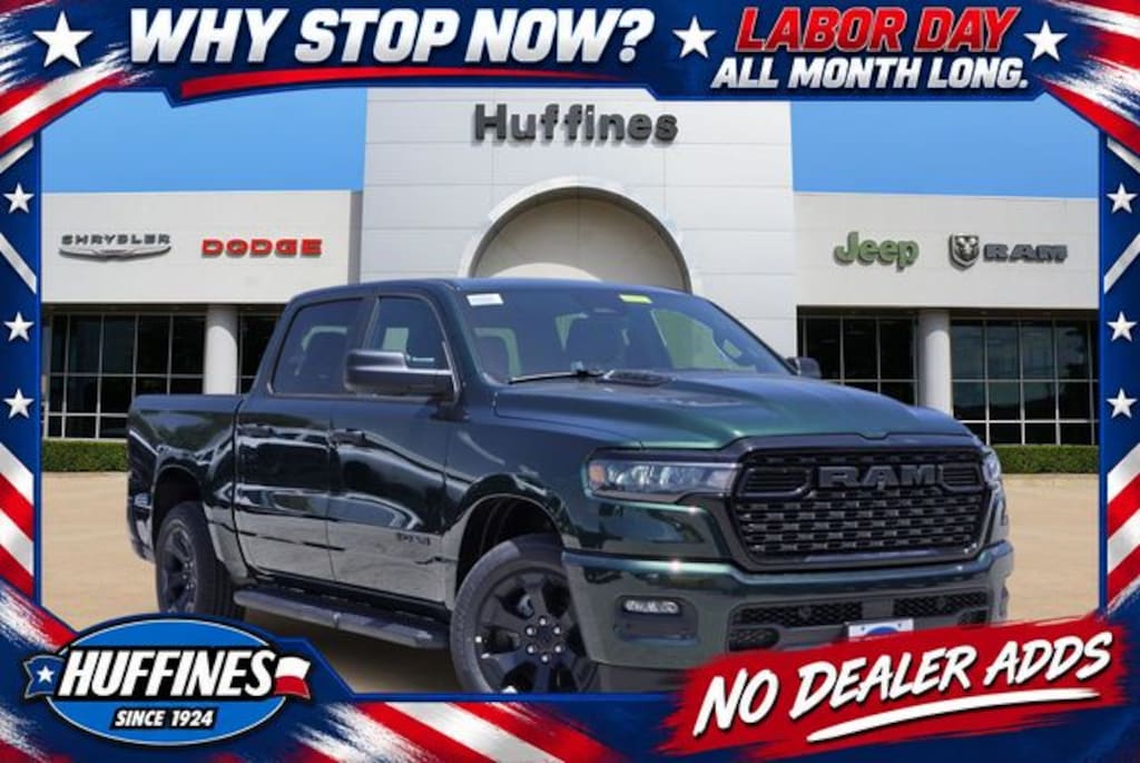 New 2026 Ram 1500 EXPRESS CREW CAB 4X4 5'7 BOX Pickup