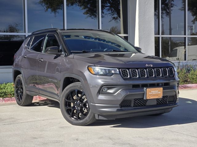 2024 Jeep Compass Latitude's photo