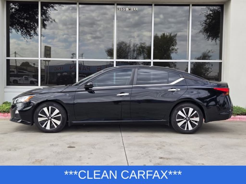 Certified 2022 Nissan Altima 2.5 SV Sedan